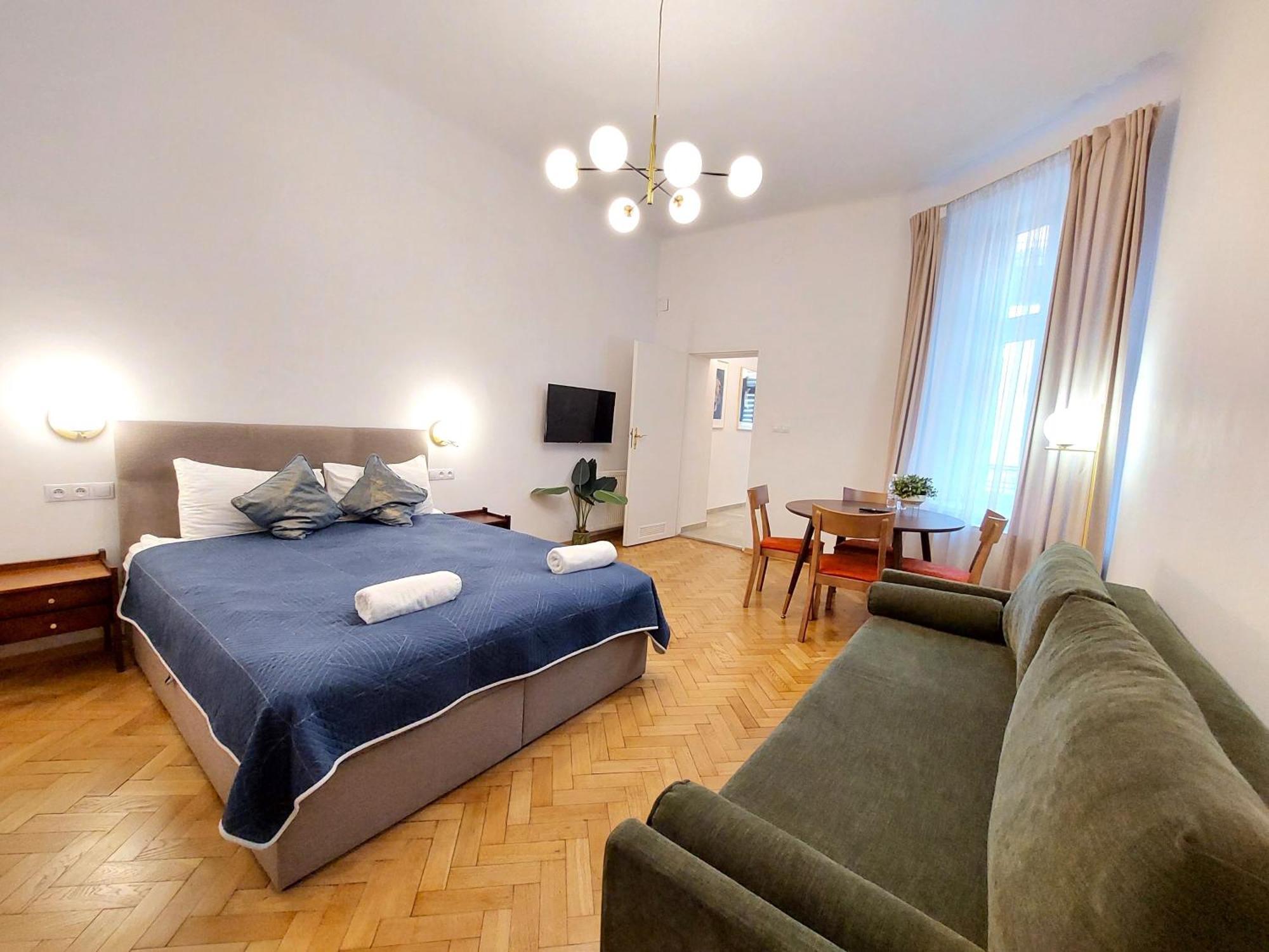 Unique Style Apartments Old Town - 25 Min From The Airport - By Homelike Krakow Exterior photo